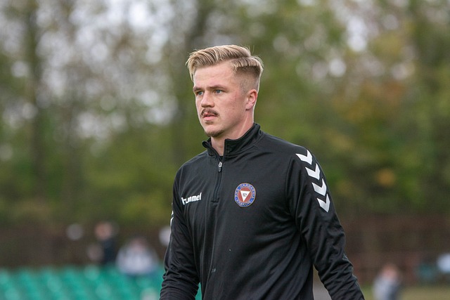 而成了探险 而成了探险