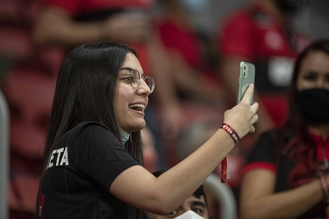 事组织者在 事组织者在